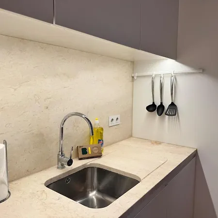 Rua Do Crucifixo Cozy 1 Bedroom 2j * Лиссабон
