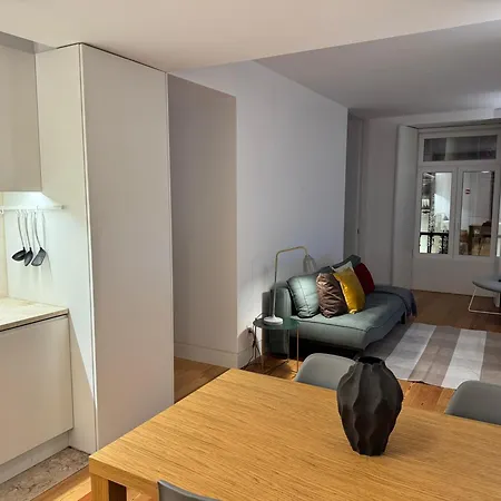 Апартаменты Rua Do Crucifixo Cozy 1 Bedroom 2j *